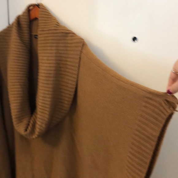 H&M Cowl Neck Sweater Poncho - Picture 3 of 5